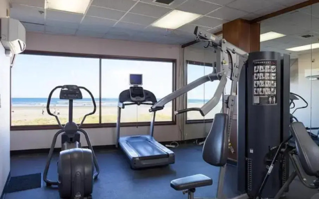 Promenade Inn & Suites Oceanfront