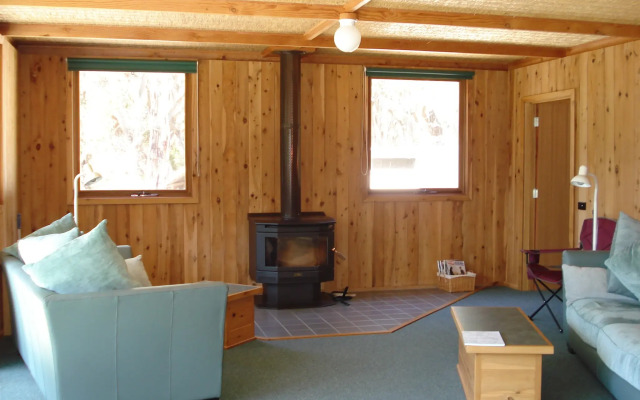 Lalor Lodge