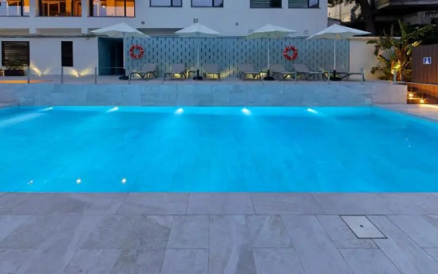 Nuria Hotel