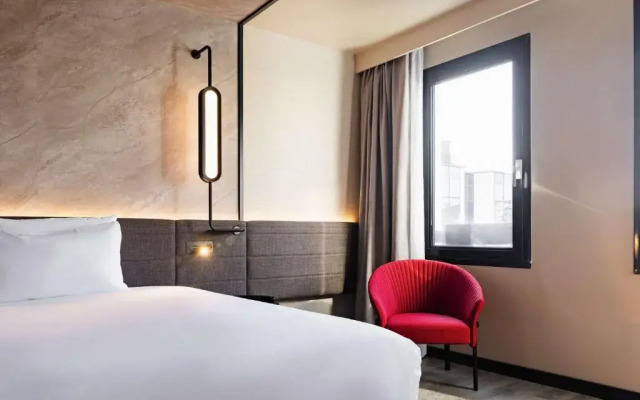 Novotel Paris Suresnes Longchamp