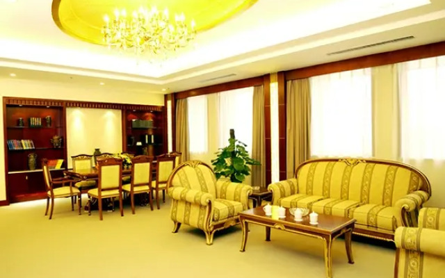 Xinhua Jianguo Henan