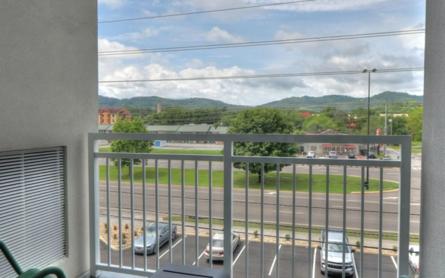 Holiday Inn & Suites Pigeon Forge Convention Center by IHG