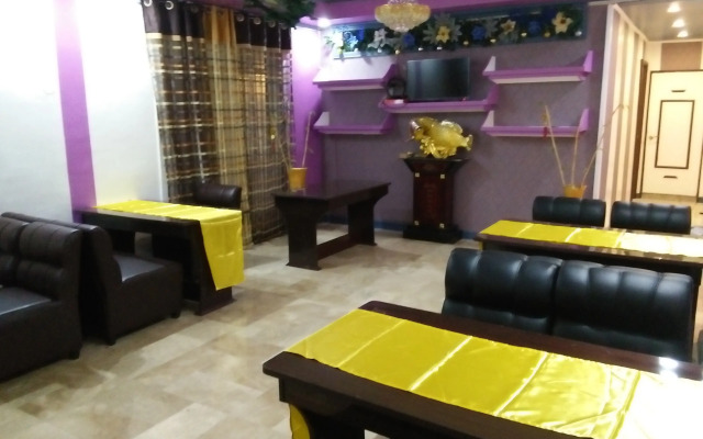 Fairlane Suites