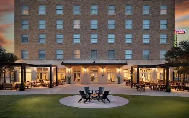 The Lasalle Hotel, Bryan College Station, A Tribute Portfolio Hotel