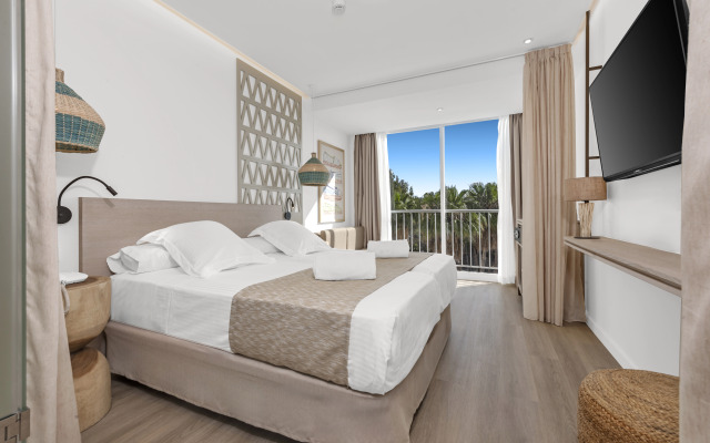 Valentin Grand Park Suite Hotel