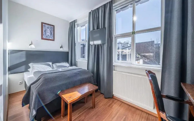 Viking Hotel 