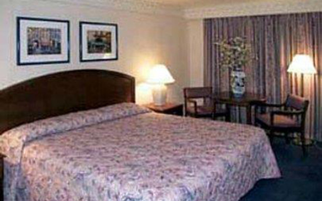 Roosevelt Motor Inn