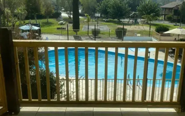 Western Holiday Lodge Three Rivers