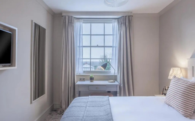 Richmond Hill Hotel