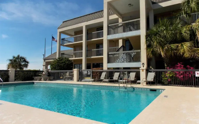 Home Town Inn & Suites Crestview
