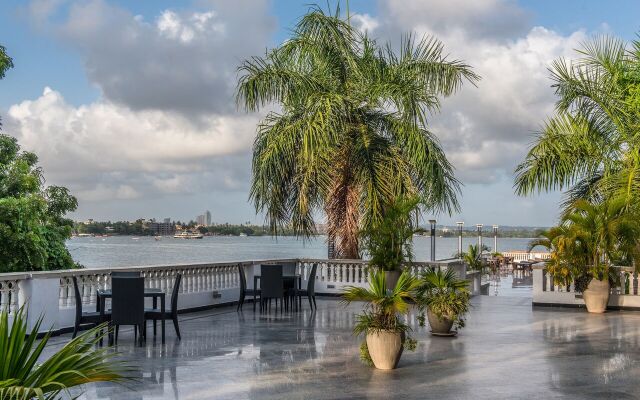 DoubleTree by Hilton Hotel Dar es Salaam - Oyster Bay