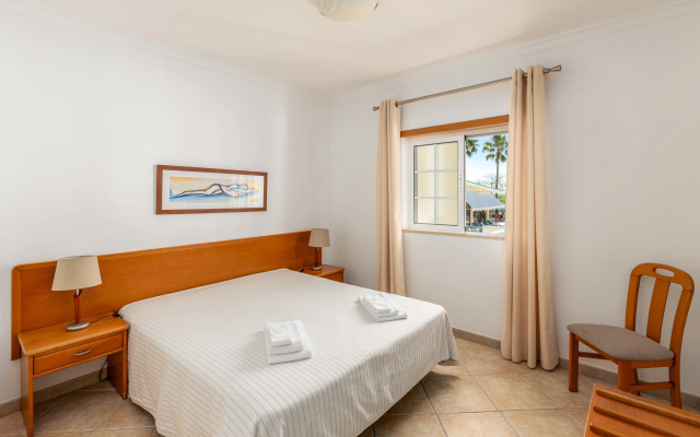 Praia da Lota Resort - Hotel & Apartments