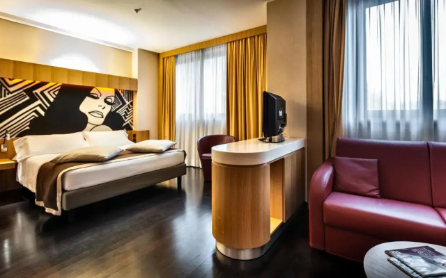 Crowne Plaza Milan City, an IHG Hotel