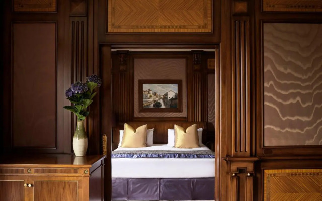 Principe Di Savoia Hotel