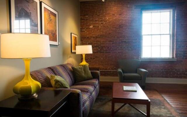 Lancaster Arts Hotel