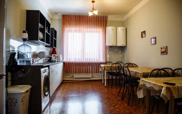 DOMhostel