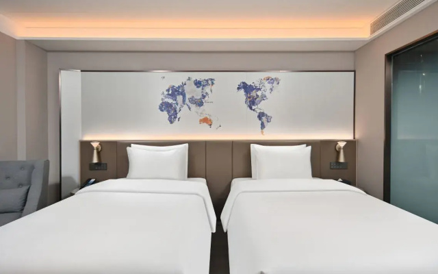 Kyriad Hotel (Haining Hainan Road Branch)