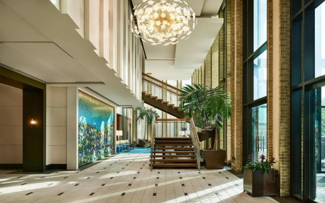 The Highland Dallas, Curio Collection by Hilton