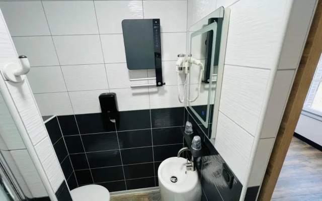 Logis Hôtel Le Relais Des Remparts