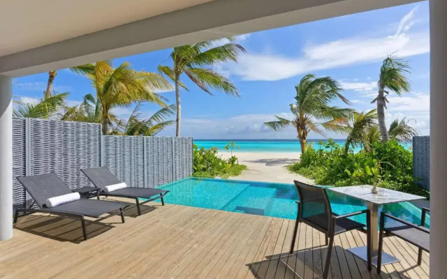Outrigger Maldives Maafushivaru Resort