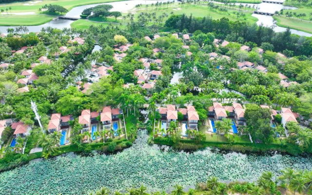 Grand Metropark Villa Resort Sanya Yalong Bay