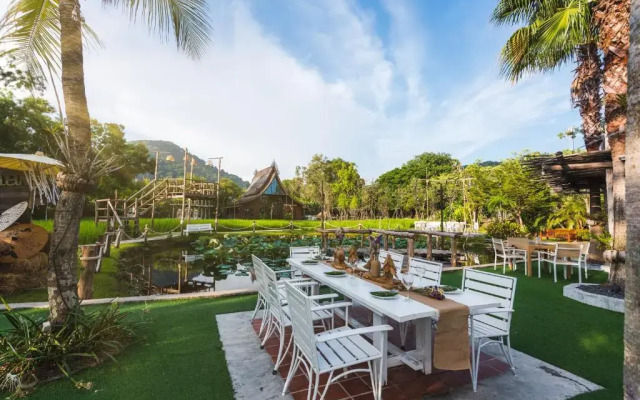 Naina Resort & Spa Hotel