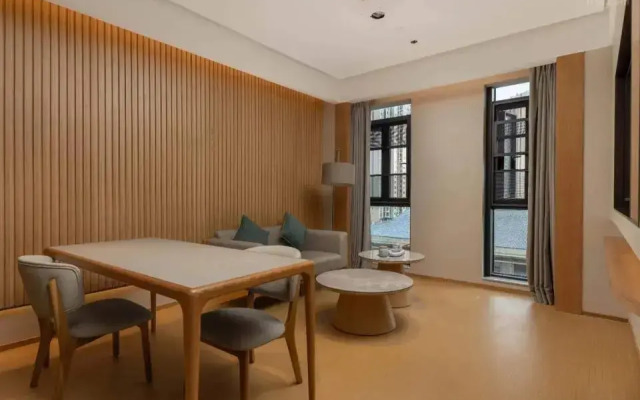 All Seasons Hotel (Chongqing Happy Valley Longhu Lijiatian Street)