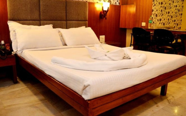 OYO 457 Hotel Mittal Residency