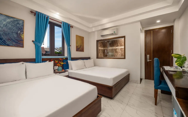 Sapphire Hotel