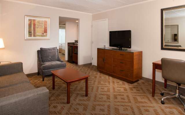 DoubleTree Suites by Hilton Hotel Philadelphia West