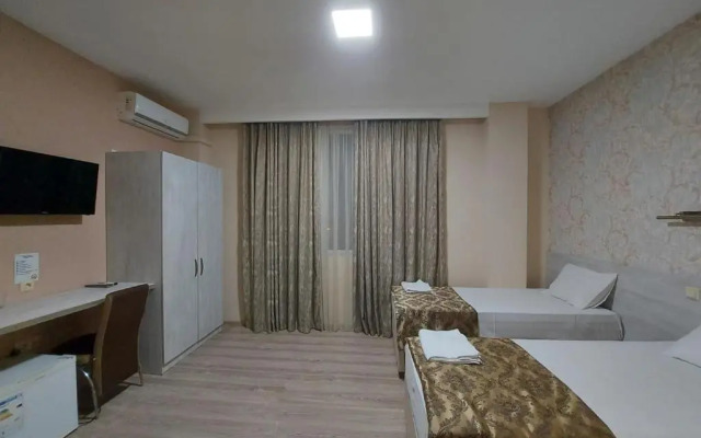 Elio Inn Hotel 