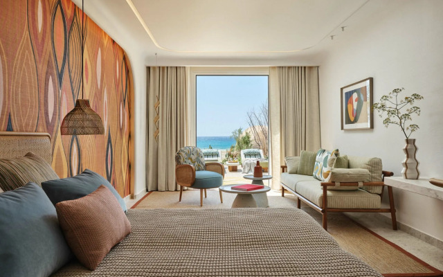 Myconian Sunrise Relais & Chateaux Hotel