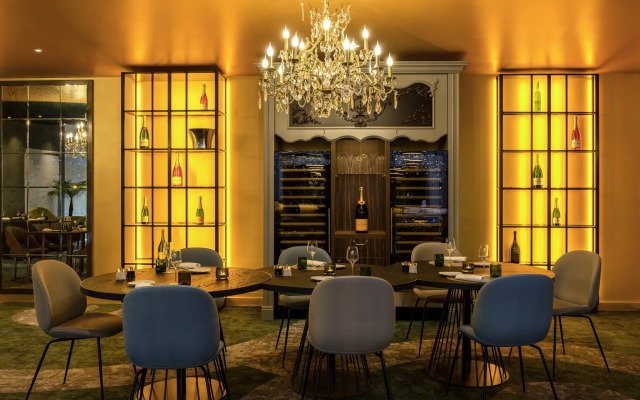 Hôtel Le Louis Versailles Château-MGallery by Sofitel