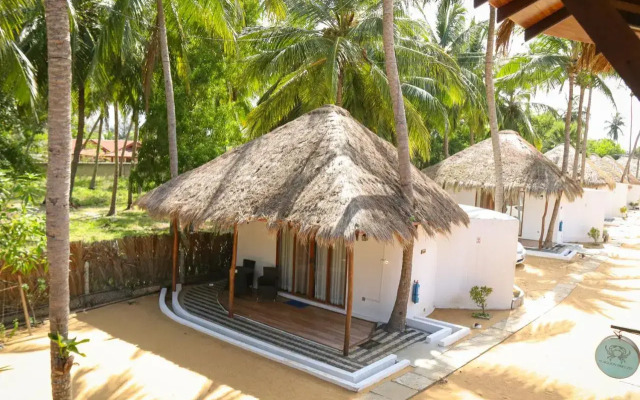 The Blue Lagoon Resort  Kalpitiya