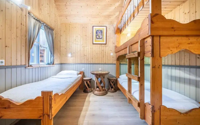 Viking Hotel 