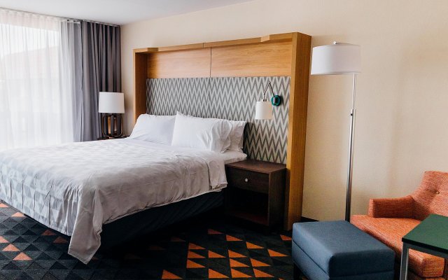 Holiday Inn & Suites Phoenix-Mesa/Chandler, an IHG Hotel