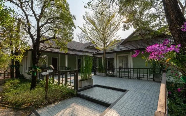 Le Charme Sukhothai Historical Park Resort