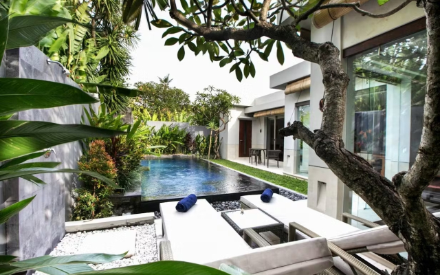Kedonganan Beach Villas