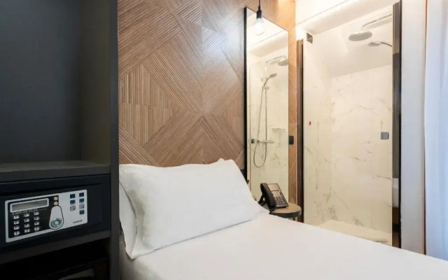 London Hotel