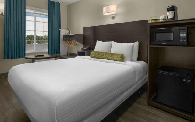 SureStay Hotel by Best Western San Diego Pacific Beach