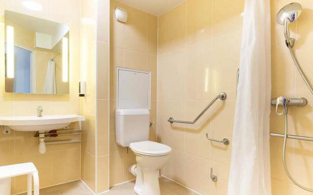 B&B HOTEL Nantes Aéroport