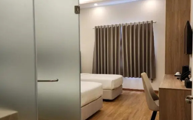 Ruby Hotel