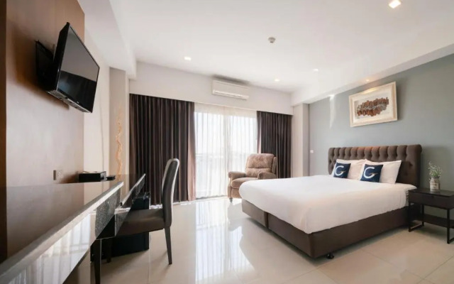 Golden Foyer Suvarnabhumi Airport Hotel