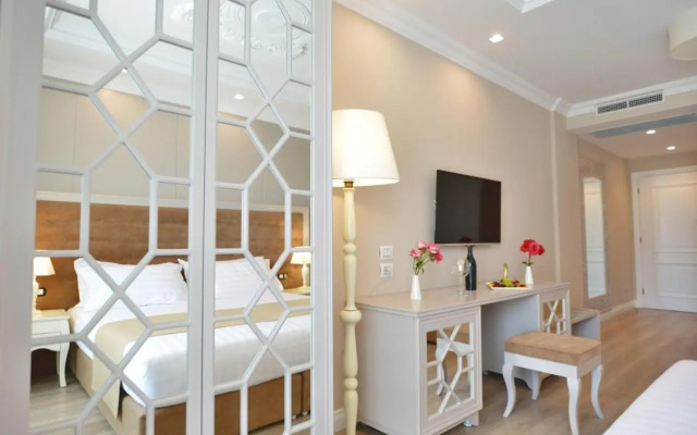 Flower Hotels & Resorts