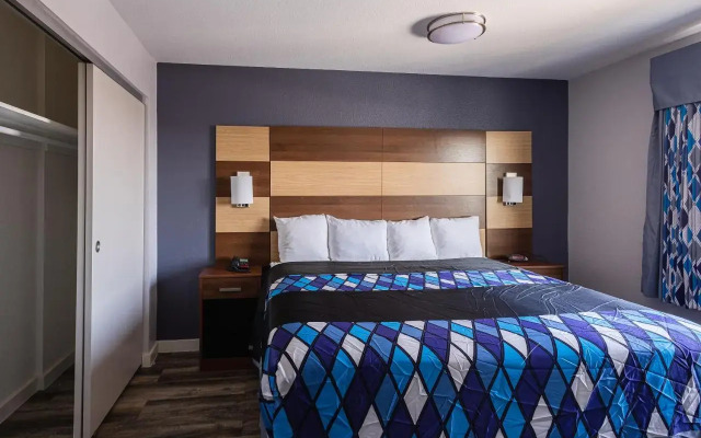 Coratel Inn and Suites By Jasper Saint Paul Minneapolis Inver Grove Heights.