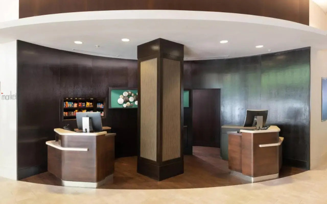 Courtyard by Marriott Greenville Downtown