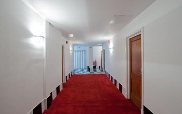 Parr Street Studios  Hotel