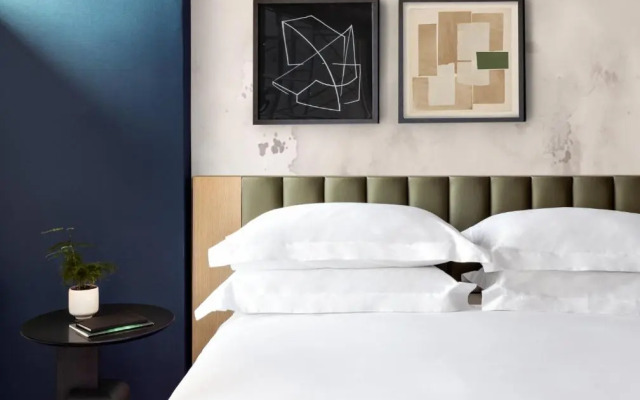 Kimpton Theta New York - Times Square by IHG