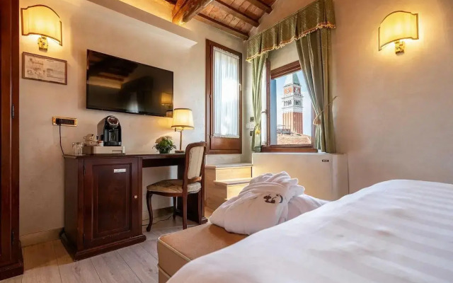 Colombina Hotel