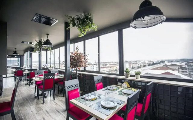 Rivada Hotel